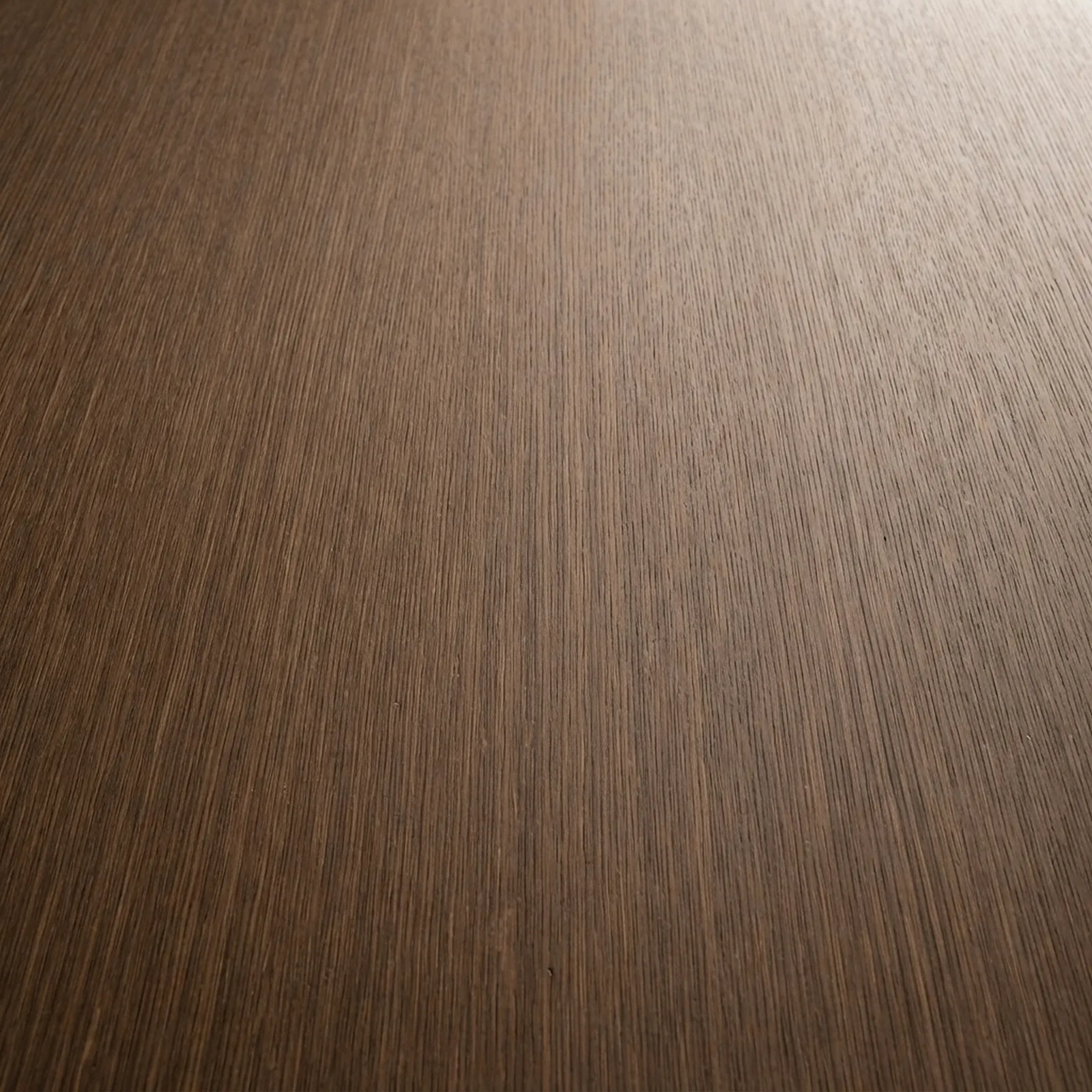 Rift-cut oak veneer